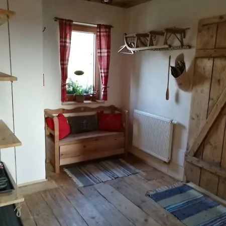 Appartement 817 *