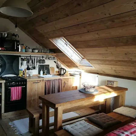 Appartement 817 *